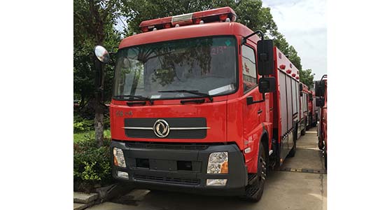 東風天錦6噸泡沫消防車